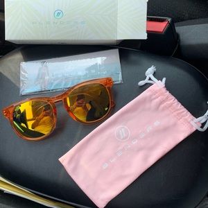 Blenders Secret Paradise Sunglasses